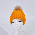 Wintergestrickter Hut für Damen